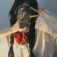 Iszy Prola_tác giả