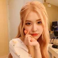Rosie_bạn thân Jimin