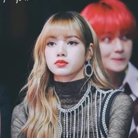 Lisa (chị của tiểu Hiên)
