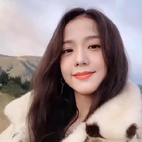 KIM JISOO