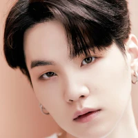 Min Yoongi - Suga