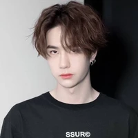 Vương Nhất Bác ( anh HH )