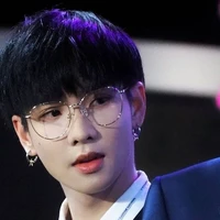 Trịnh Phồn Tinh ( bn TC )