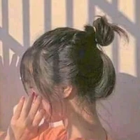 Ng làm trong nhà