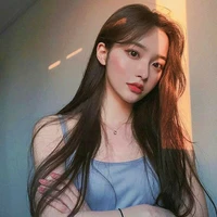 Trương Linh Nguyệt ( Sophie )