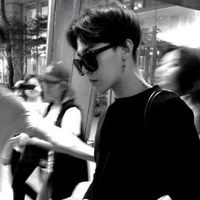 Jiyong Manoban-(appa cô)