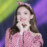 Im Nayeon