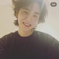 Min Yoongi - bạn thân hắn - Alpha - Anh