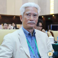 Phong Bính Hành(Ông nội nữ9)