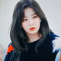 Kang SeulGi-Em