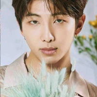 NamJoon-ba Hắn