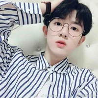 Vương Tấn Khanh ( cậu)
