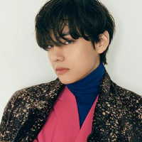 Kim Taehyung -Hắn