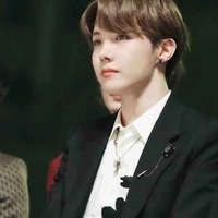 Jung HoSeok ( Jung Vương Gia)