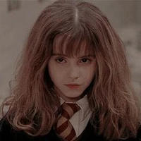 hermione potter (chị ry)