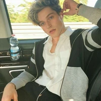 Sagittarius Kingsley  (@Sag)