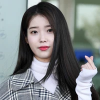 IU ( chị hai nàng)