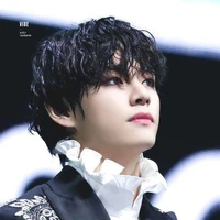 Kim Taehyung-Hắn