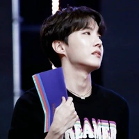 Jung Hoseok-anh họ Y