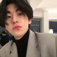 Nhật Nhân Mã [Ngựa_đẹp_trai]