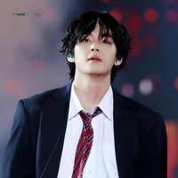Kim Taehyung (V)
