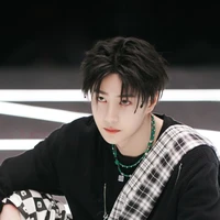Vương Nhất Bác