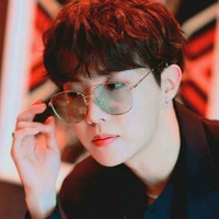 Jung Ho-Seok -Hắn