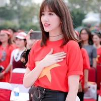 Mẹ anh