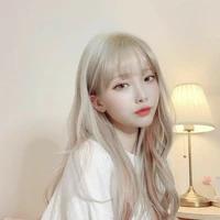 Nguyệt Bạch Dương