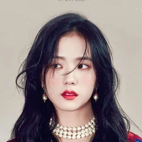 Kim Jisoo – Chị Taehuyng