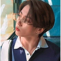 Jeon Jungkook - hắn