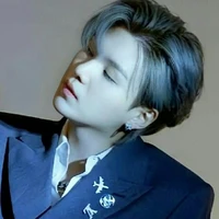 Min YoonGi (Suga)