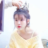 IU