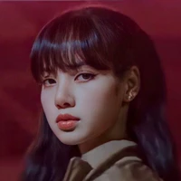 Lalisa Manoban ( cô )