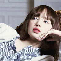 Lalisa Manoban (em)