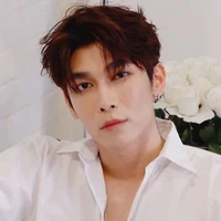 Mew Suppasit Jongcheveerat