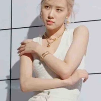 roses_are_rosie