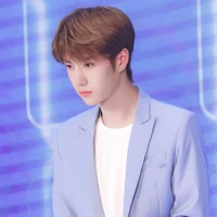 Vương Nhất Bác (công 9)
