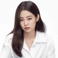 Jennie Kim (Jen)