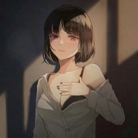 Lý Bảo Ngân - Chị họ Lâm Hà