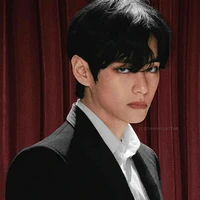 Kim Tae Hyung - Hắn