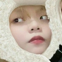 Hoàng Thùy Chi_ min