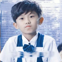 Gia Kỳ*lúc nhỏ*