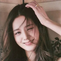 Kim Jisoo_Sú