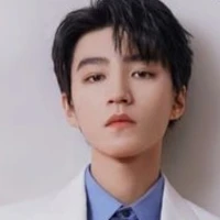 Vương Tuấn Khải