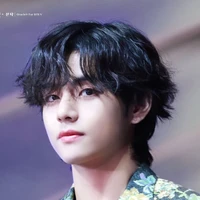 Kim Tae-hyung-V ( anh )