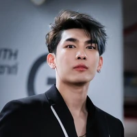 Mew( bn của Boun)
