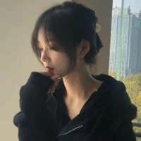 Hoàng Thùy Linh_bff nu9