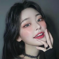 Hoàng Anh Thư [ chị ]