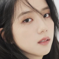 Jisoo( Sú )